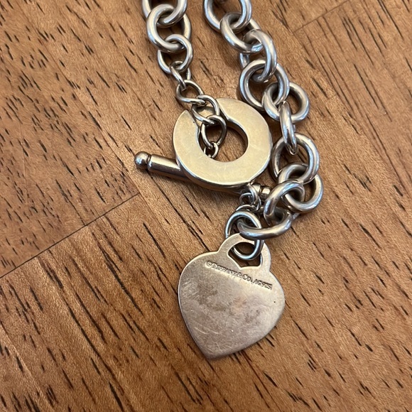 Tiffany and co return to Tiffany heart toggle necklace - Picture 4 of 7